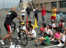 バイクにシューズをつけて置くと速くスタートできることも教わりました