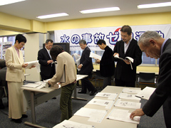 写真:新聞の部