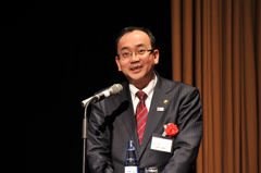 写真:富山県南砺市 田中 幹夫 市長