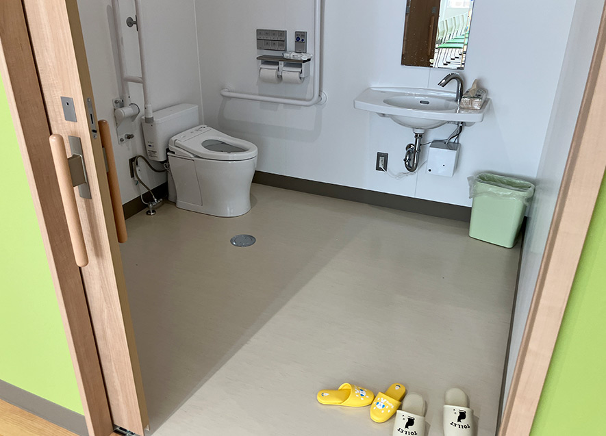 バリアフリートイレ