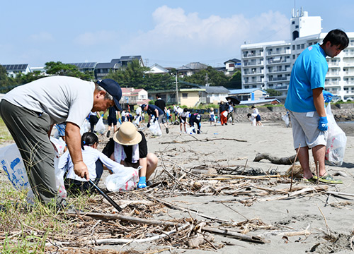 子供からお年寄りまで、老若男女問わず多くの地域住民の皆さんも参加してくれました