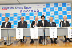 写真：ＷＳＮ設立記者発表会に出席したミューラー氏