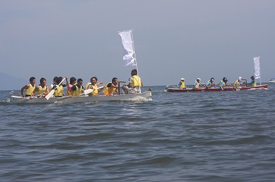 日本一大きい湖 琵琶湖で楽しむ野洲市のドラゴンボートレース 職員