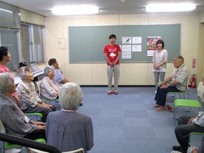  黒木先生による講話によって教室がスタート