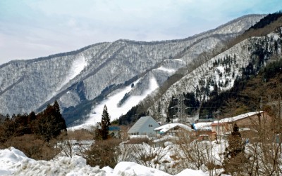  みなかみ町のスキーゲレンデ。スノボーに夢中で温泉にはあまり関心のない私でした！