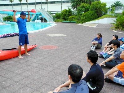  まずは、「水辺の安全教室」を体験