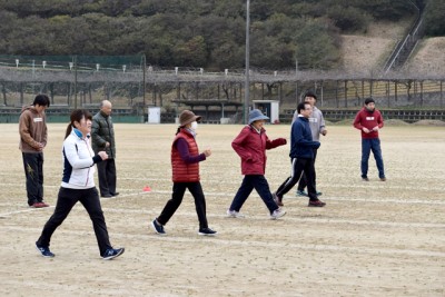  効率的な歩き方を実践中