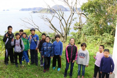 灯台展望台からの景色は、瀬戸内海を一望でき、遠くは広島県や山口県まで見渡せる