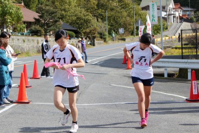 がんばりました女子高生も