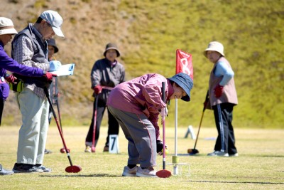 試合風景の様子。一打一打に集中する