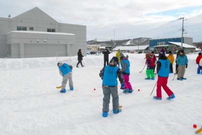 札幌市で発祥したスノーホッケー