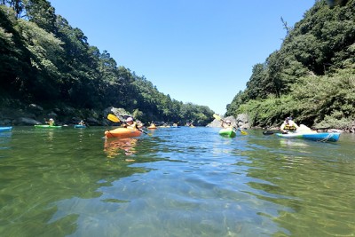 川の流れに負けないように一生懸命漕ぎました