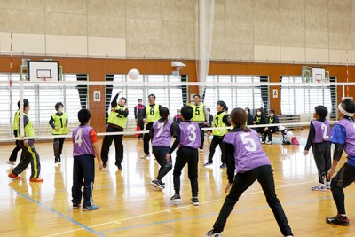 子どもも大人も一緒になって、チーム一丸で頑張っています