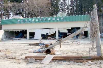 津波で壊滅した岩手県山田町海洋センター