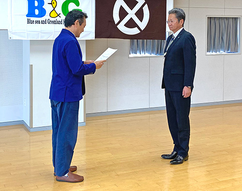 B&G財団 菅原理事長（左）、沼田町 菅原副町長（右）