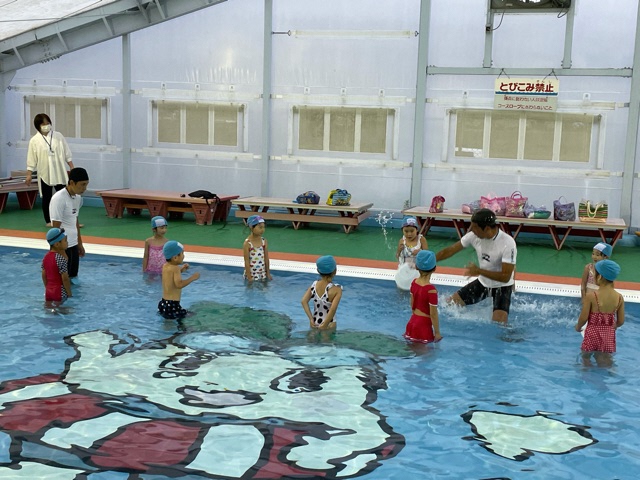 泳げない子どもの水泳教室開始 公益財団法人ブルーシー アンド グリーンランド財団
